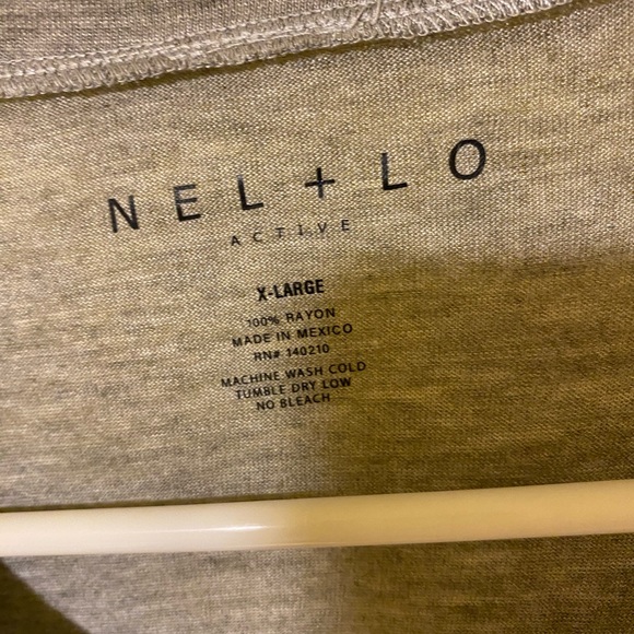 Nel + Lo running t shirt - Picture 3 of 3